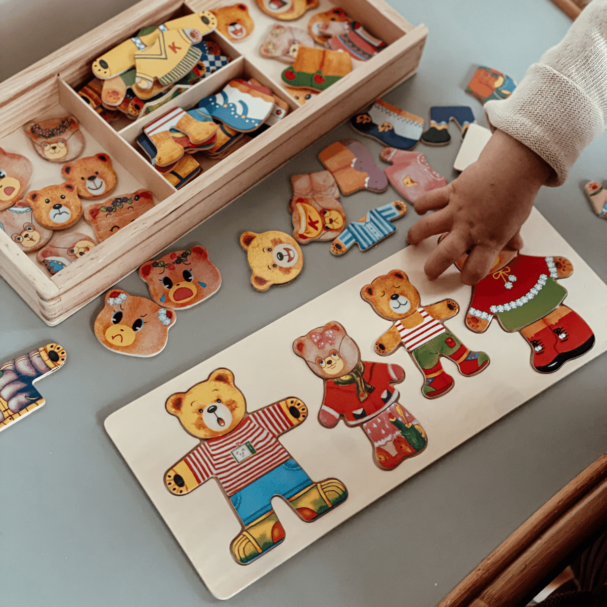 Woods™ | Boris Wooden Dress-Up Puzzle